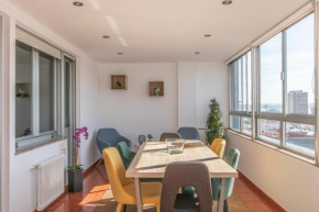 Luminoso apartamento en Cuatro Caminos